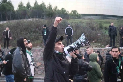 Taraftarlar Kocaelispor - Fenerbah&ccedil;e ma&ccedil;ına hazır
