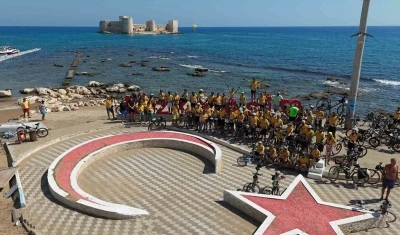 Tarih ve doğanın içinde pedal çevirdiler
