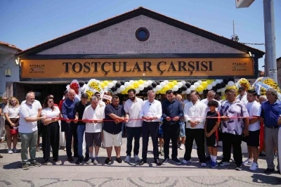 Tarihi Ayvalık Tost&ccedil;ular &Ccedil;arşısında &ouml;rnek  iş birliği
