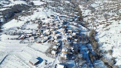 Tarihi il&ccedil;ede kış g&uuml;zelliği
