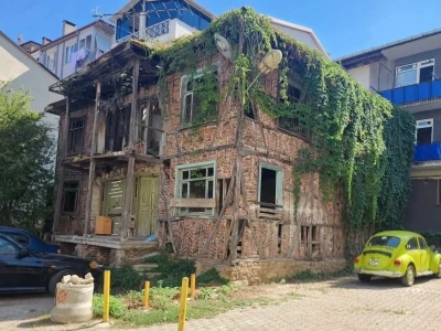 Tarihi miras k&uuml;t&uuml;phane olarak yeniden hayat bulacak
