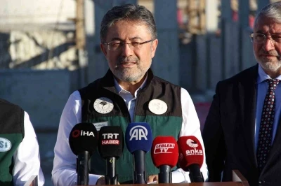 Tarım ve Orman Bakanı Yumaklı: &quot;Türkiye’nin 2100 yılına kadar su kaynaklarının yüzde 25’ini kaybedeceği öngörülüyor&quot;
