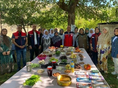 Tarım ve Orman Müdürü Şenverdi, kadın çiftçilerle bir araya geldi
