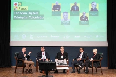 Tarımın dijital geleceği İzmir&rsquo;de konuşuldu
