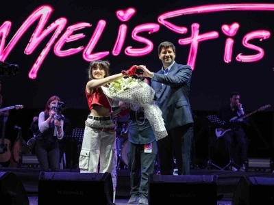 Tarsus&rsquo;ta &Ccedil;ocuk ve Gen&ccedil;lik Festivali coşkuyla başladı
