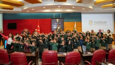 Tarsuslu minikler yerel y&ouml;netimleri yerinde &ouml;ğrendi
