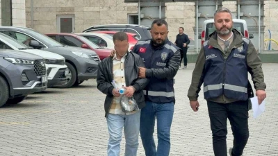 Tartıştığı kişinin aracına t&uuml;fekle ateş a&ccedil;an zanlı tutuklandı
