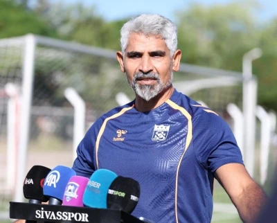 Taşdemir: "Sivasspor&rsquo;da ilk hedefimiz bor&ccedil;ları sıfırlamak"

