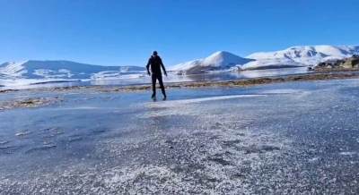 Taşlı&ccedil;ay Balık G&ouml;l&uuml; kısmen buz tuttu
