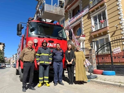 Tatvan’da çocuk gündüz bakımevinde yangın tatbikatı
