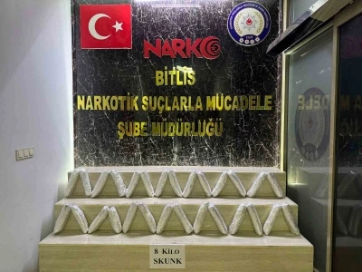 Tatvan&rsquo;daki narkotik operasyonunda 2 kişi tutuklandı
