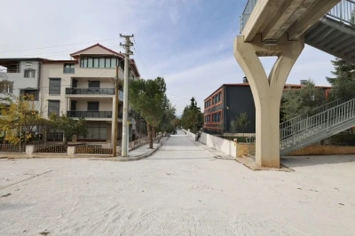 Tavas’ta alt ve üstyapı çalışmaları aralıksız sürüyor
