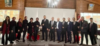 Tavşanlı Berberler ve Kuaf&ouml;rler Odası&rsquo;nda Onur D&uuml;venli yeniden se&ccedil;ildi
