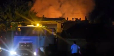 Tavşanlı’da çıkan yangında 4 ev kullanılamaz hale geldi
