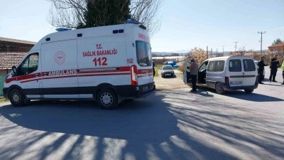 Tavşanlı&rsquo;da otomobil ile motosiklet &ccedil;arpıştı: 2 yaralı
