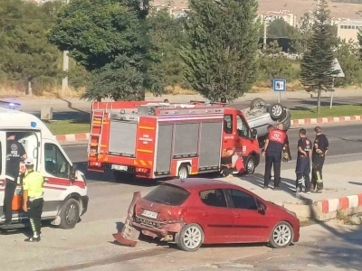 Tavşanlı’da trafik kazası, 2 yaralı
