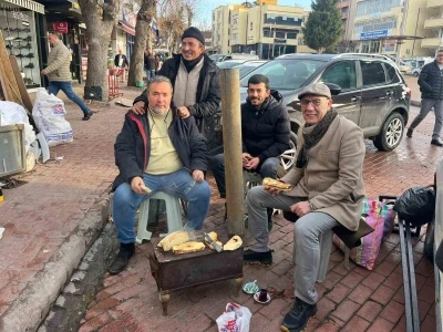 Tavşanlı esnafının bereket sofrası k&uuml;lt&uuml;r&uuml;
