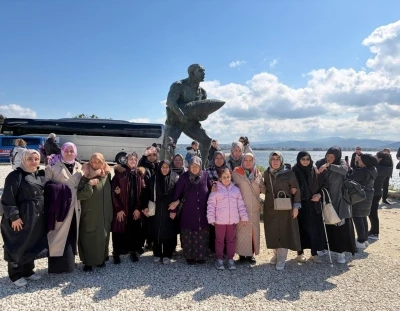 Tavşanlılı Engelli Kur&rsquo;an Kursu &ouml;ğrencilerinden &Ccedil;anakkale&rsquo;ye anlamlı ziyaret
