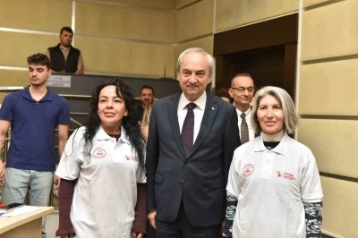 Tazelenme &Uuml;niversitesi bahar d&ouml;nemi &ouml;ğrencileri Kepez Belediyesi&rsquo;nde g&ouml;n&uuml;ll&uuml; g&ouml;rev alacak
