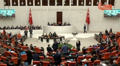 TBMM&rsquo;de b&uuml;t&ccedil;e maratonunda &lsquo;savunma sanayinden kimler rahatsız&rsquo; gerginliği
