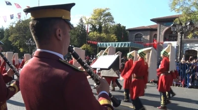 TBMM’den Birinci Meclis’e kortej yürüyüşü
