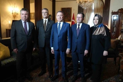 TBMM Dışişleri Komisyonu heyeti, ABD&rsquo;de T&uuml;rklerle buluştu

