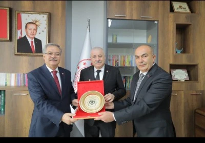 TBMM İdare Amiri Sermet Atay’dan Yeni Atanan Müdürlere Hayırlı Olsun Ziyareti