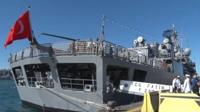 TCG Fatih-Fırkateyn Gemisi, Sarayburnu Limanı&rsquo;nda ziyarete a&ccedil;ıldı
