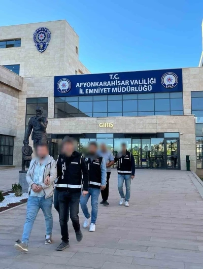 Tefeci operasyonunda 3 kişi tutuklandı
