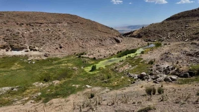 Tehlike arz eden baraj köylüleri tedirgin ediyor
