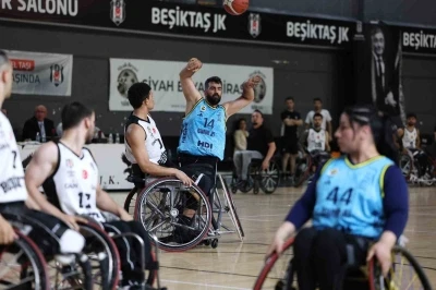 Tekerlekli Sandalye Basketbol S&uuml;per Ligi&rsquo;nde şampiyon Fenerbah&ccedil;e
