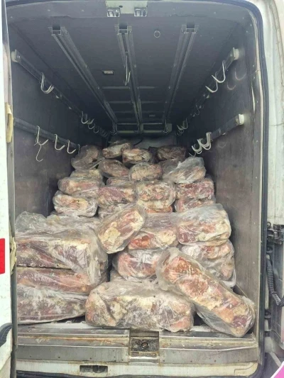 Tekirdağ&rsquo;da 3 bin 500 kilogram bozuk sakatat imha edildi
