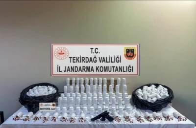 Tekirdağ&rsquo;da narkotik operasyonu: Y&uuml;kl&uuml; miktarda sentetik ecza ele ge&ccedil;irildi
