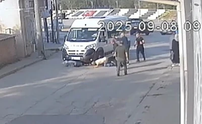 Tekirdağ’da okul yolunda feci kaza: Anne ve oğlu işçi servisinin altında kaldı
