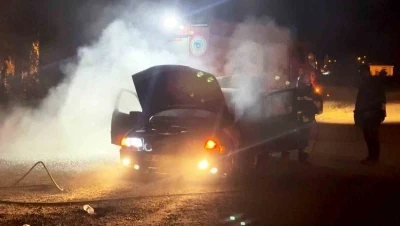 Tekirdağ’da park halindeki otomobil yandı
