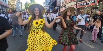Tekirdağ&rsquo;da "60. Uluslararası Kiraz Festivali" başladı

