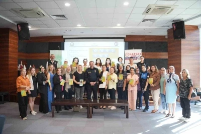 Tekirdağ Emniyeti annelerle buluştu, uyuşturucuya karşı ortak mücadele mesajı verildi
