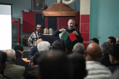 Tekirdağ Emniyetinden Aydoğdu Mahallesi&rsquo;nde gen&ccedil;lere y&ouml;nelik saha &ccedil;alışması
