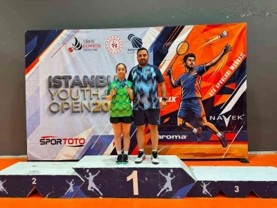 Tekirdağlı milli badmintoncudan altın ve bronz madalya
