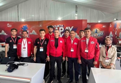 TEKNOFEST 2025’te Azerbaycan rüzgarı esti
