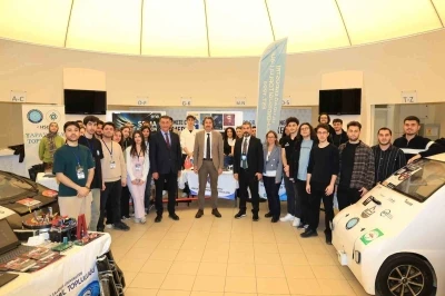 Teknoloji Fuarı&rsquo;nda sekt&ouml;r temsilcileri &ouml;ğrencilerle buluştu

