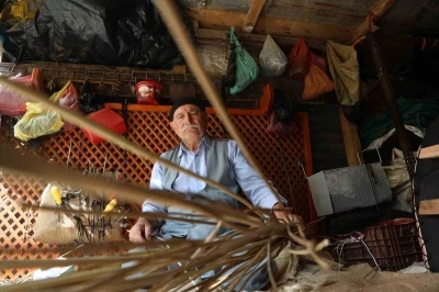 Teknolojiye ayak uydurdu unutulmaya yüz tutmuş semerciliği ayakta tutuyor
