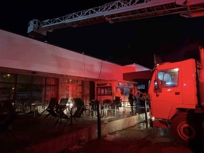 TEM&rsquo;deki dinlenme tesisinde korkutan yangın
