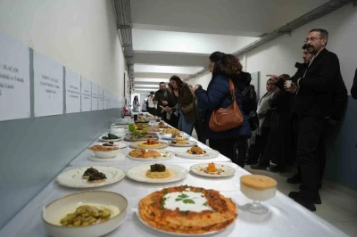 Tencere kaynadı, h&uuml;nerler konuştu: Liseli şefler Samsun&rsquo;da yarıştı
