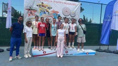 Tenis takımı Türkiye finallerinde

