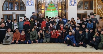 Teravih etkinlikleriyle &ouml;ğrencilere manevi eğitim
