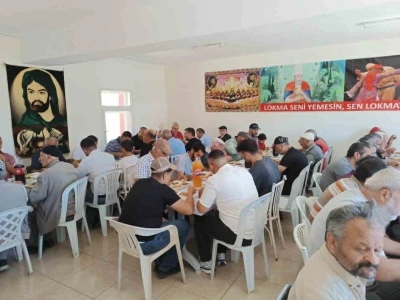 Tercan&rsquo;da aşure kazanında kardeşlik kaynadı
