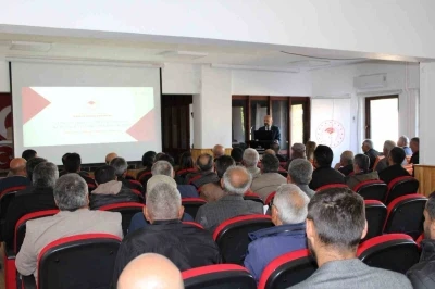 Tercan’da muhtarlara yönelik toplantı düzenlendi
