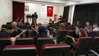 Tercan Halk Eğitim Merkezinde kurslar ilgi g&ouml;r&uuml;yor
