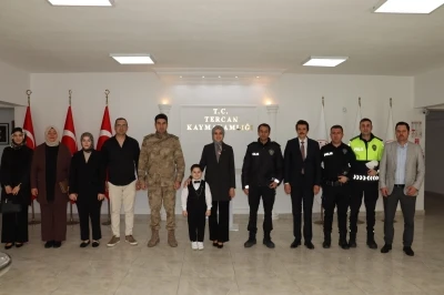 Tercan Kaymakamlığı&rsquo;nda 23 Nisan coşkusu
